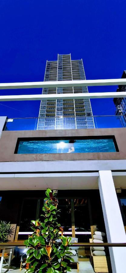 The Eureka Gold Coast Residence On Broadbeach Exterior photo