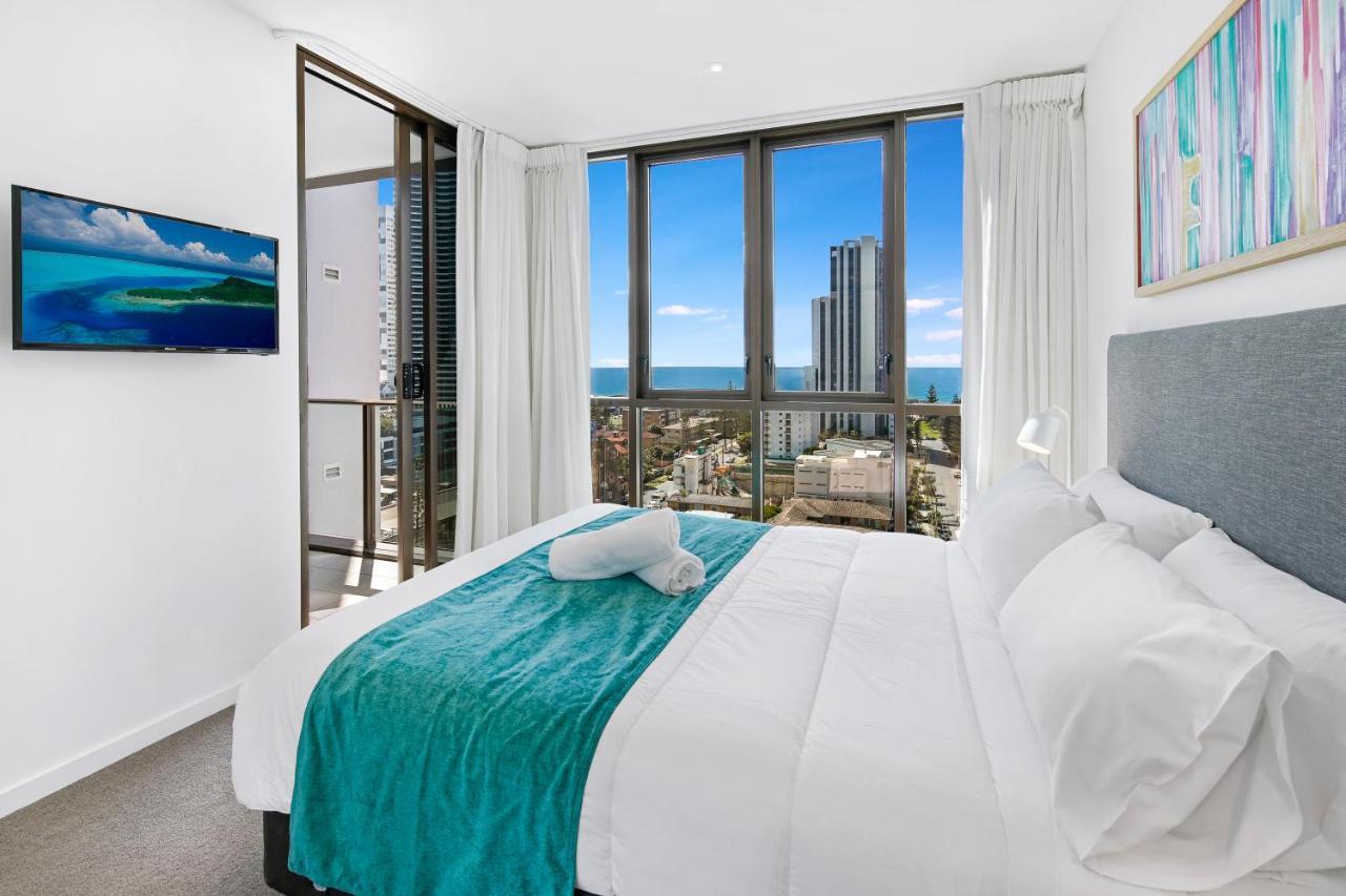 The Eureka Gold Coast Residence On Broadbeach Exterior photo